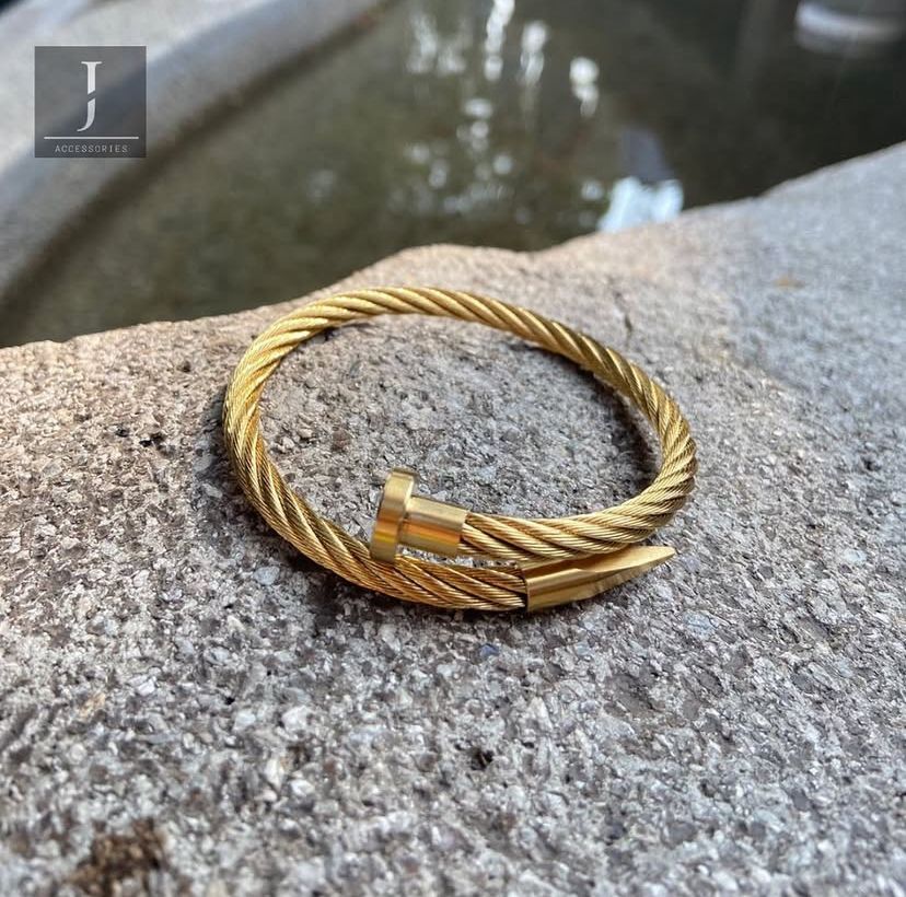 Brazalete Clavo